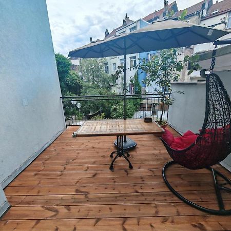 Entire Modern Studio With Terrace - North Station ブリュッセル エクステリア 写真